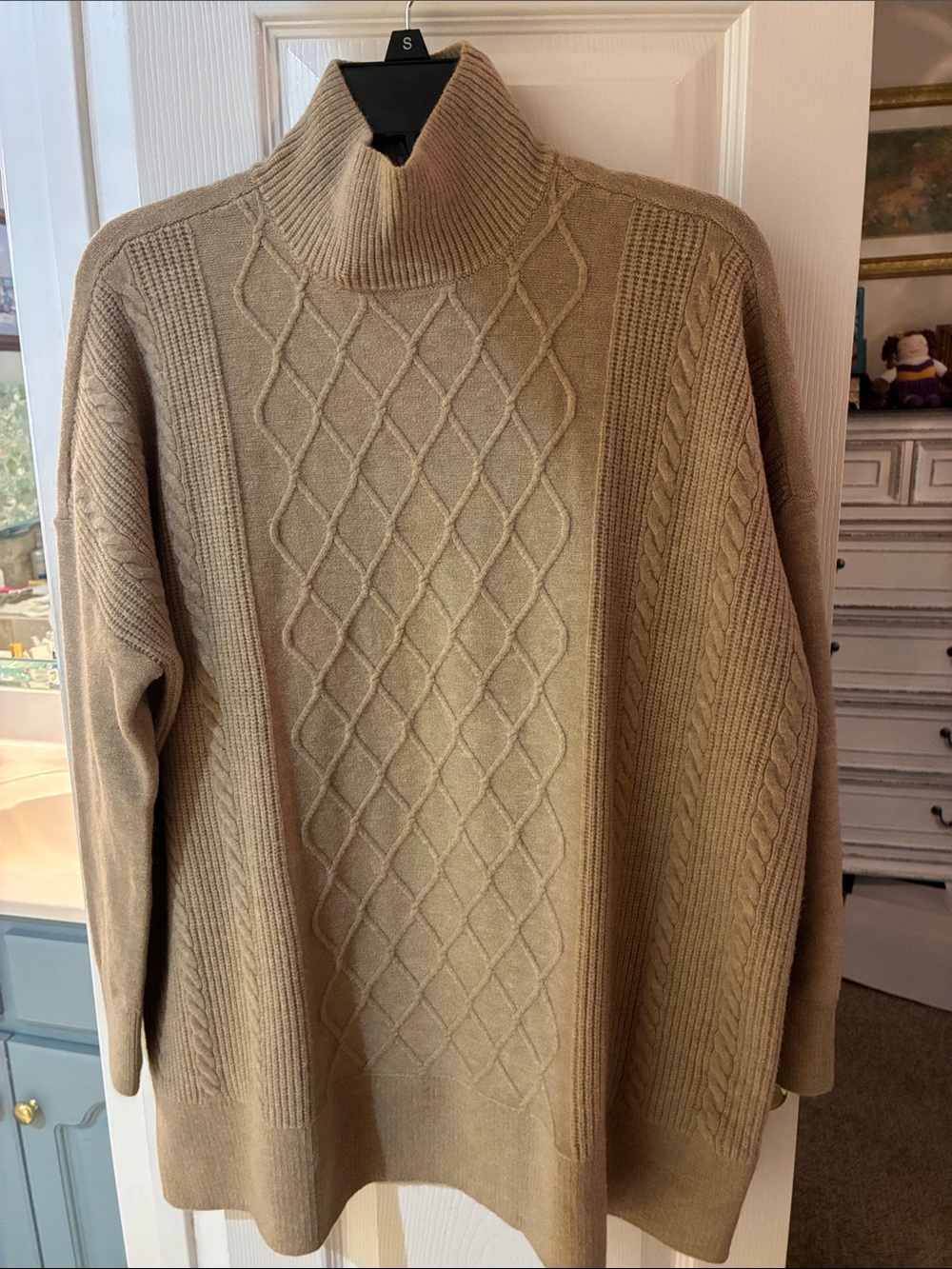 LOFT Outlet Super Soft Tan Cable-Knit Oversized Turtleneck Sweater SZ M/L